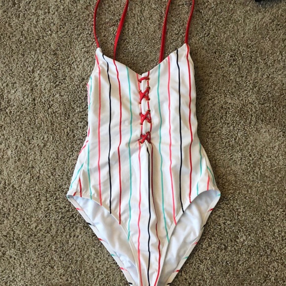 One piece swim suit !! - Picture 1 of 1